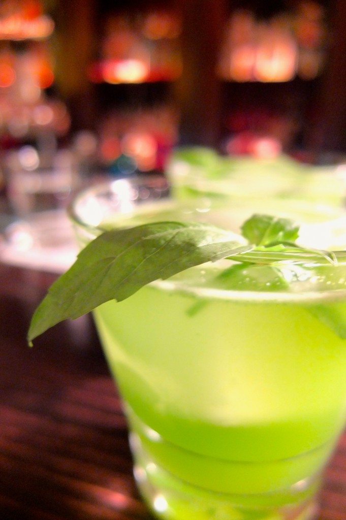 limonadier-kreuzberg-berlin-drink-gin-basil-smash