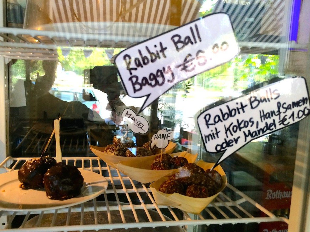 fast-rabbit-berlin-rabbit-balls