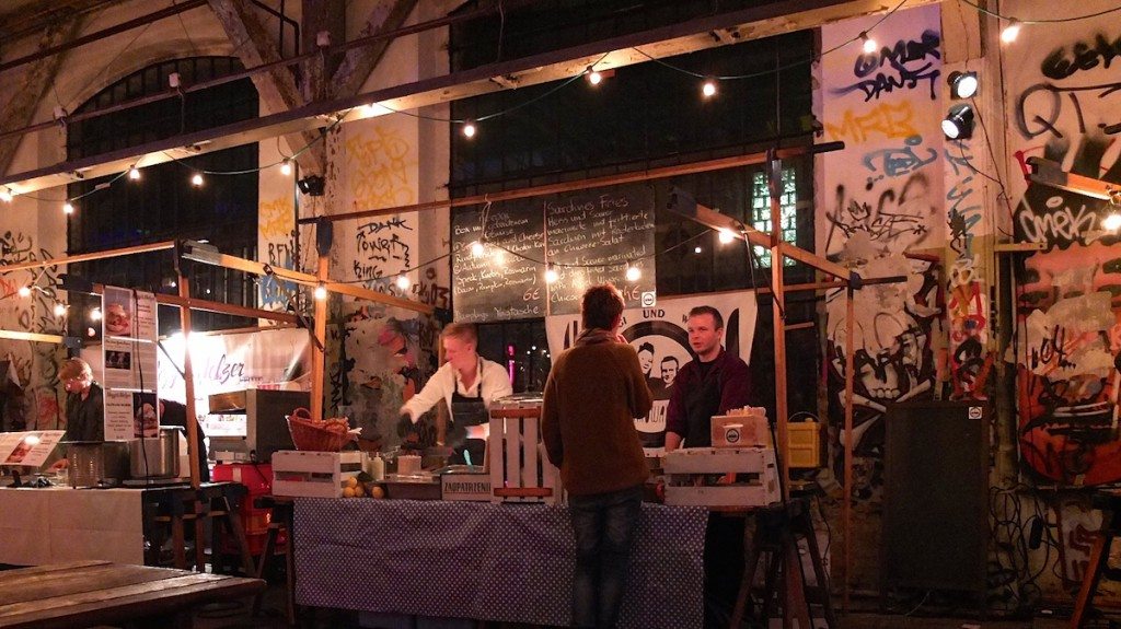 bar-food-night-neue-heimat-berlin-streetfood