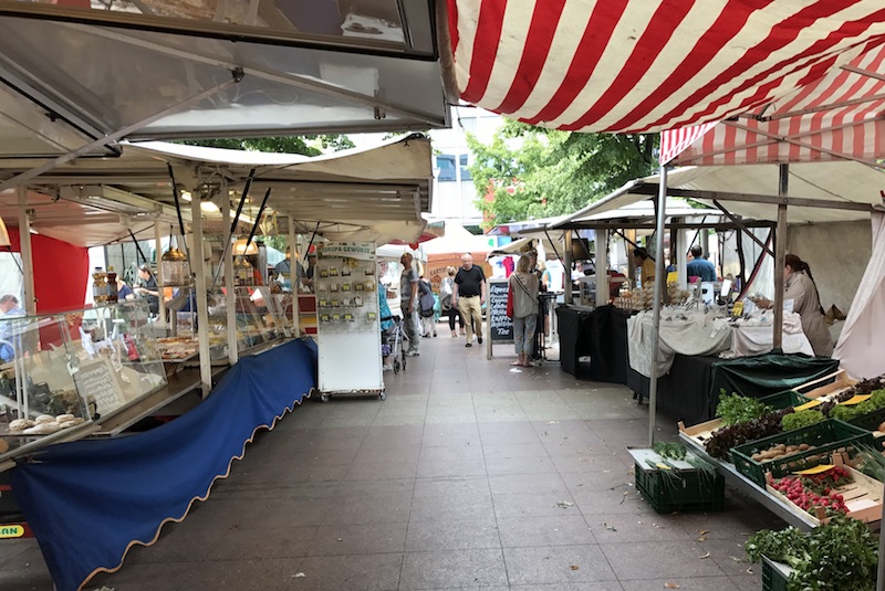 Er sucht sie markt berlin