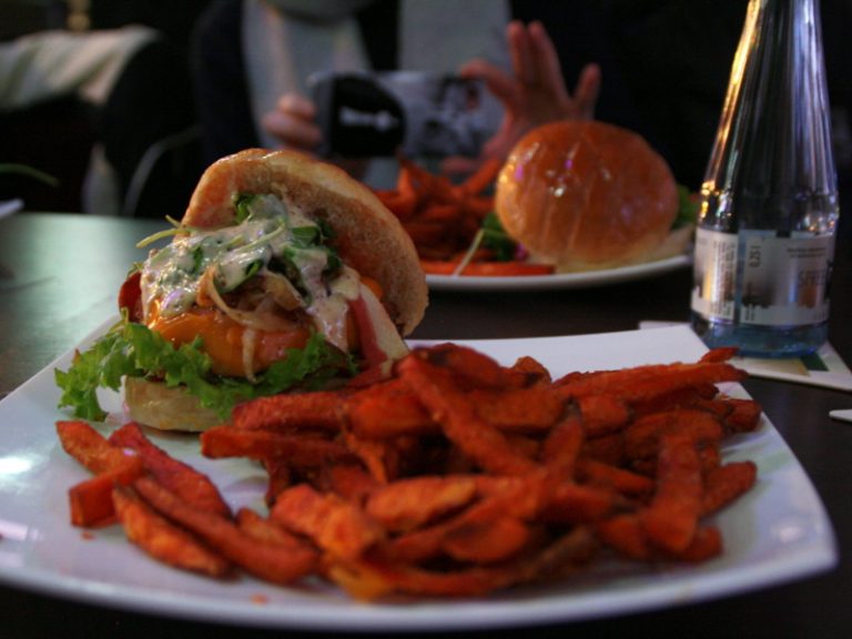 Lily Burger Warum ist der Burgerladen in Berlin so beliebt?